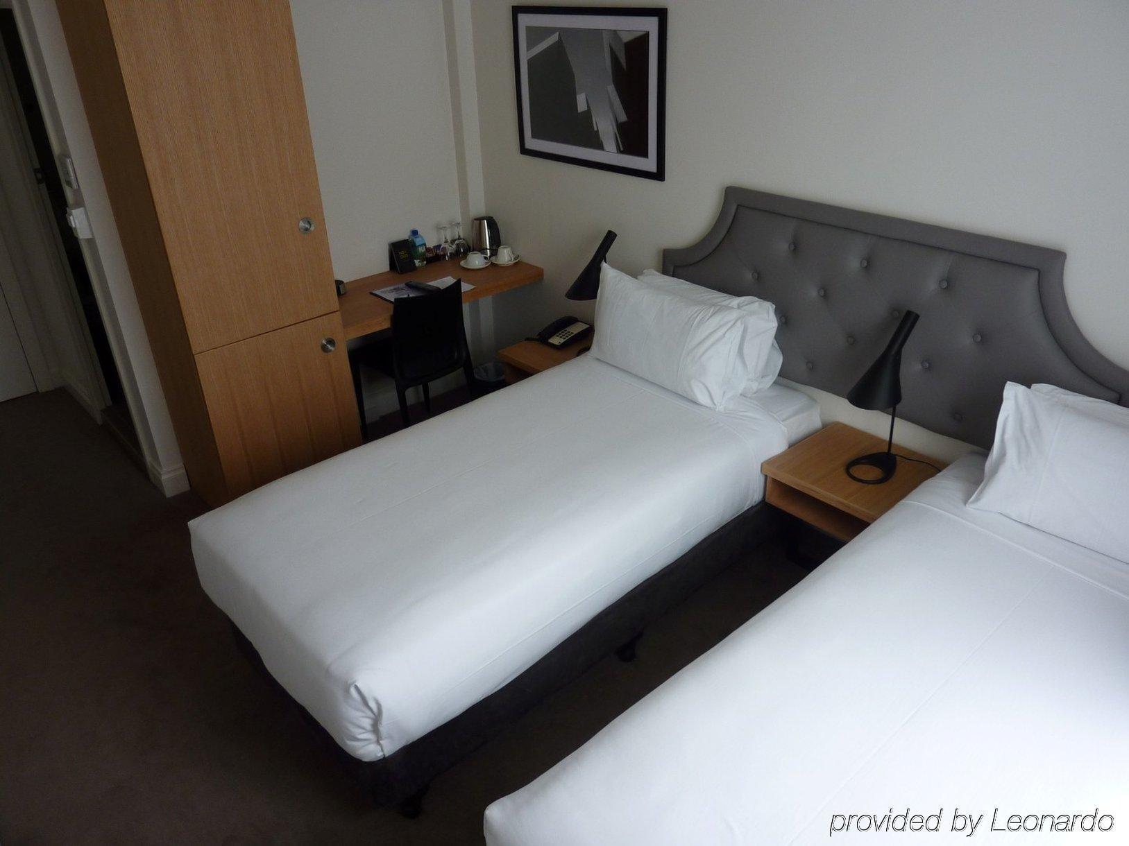 Pensione Hotel Perth Pokoj fotografie